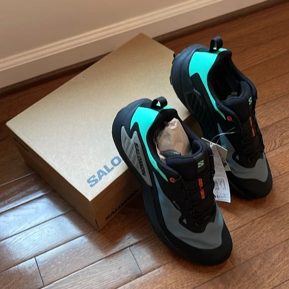 NWT Salomon Genesis GTX Sneakers - Picture 3 of 10